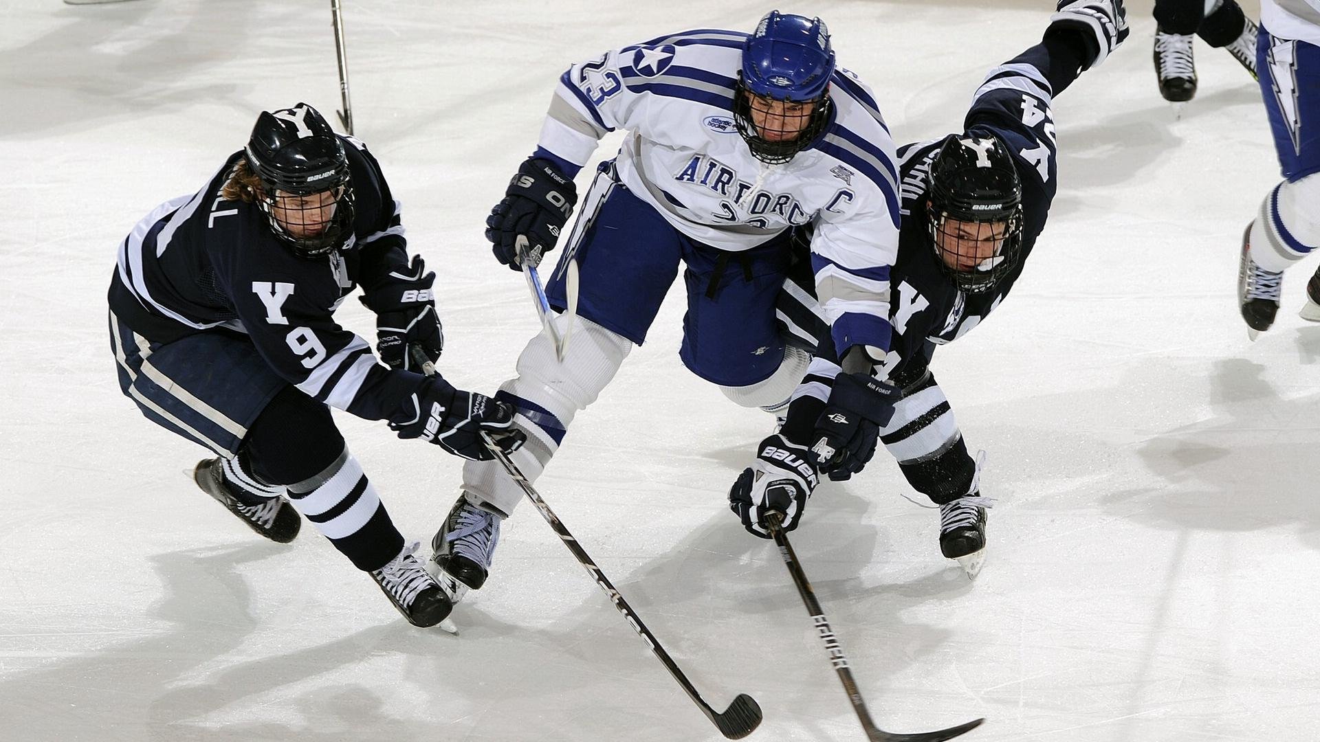 开云体育入口-利拉德时间，当抢七之夜提前进入垃圾时间
